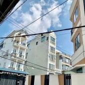 Nhà 2 Mặt Tiền Giá Rẻ Q9 -Gần Chợ-3 Tầng-Ngang 6M-Khu Nhộn Nhịp--Chỉ 7,3 Tỷ